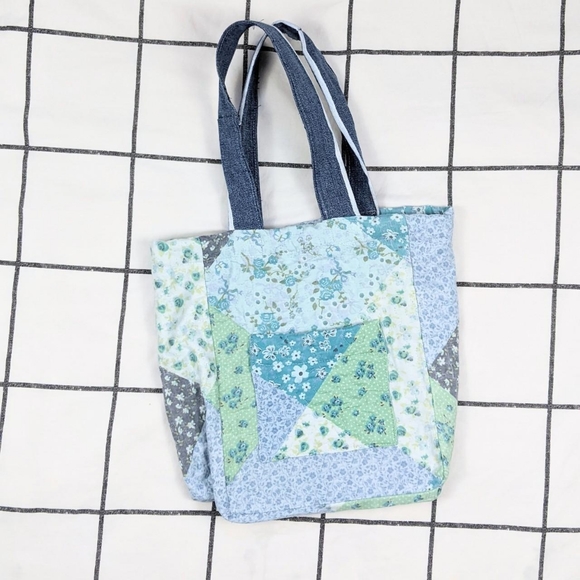 Patchwork Print Tote - Picture 1 of 3